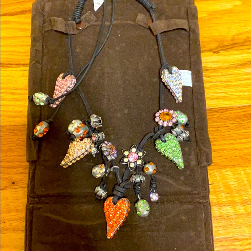 Otazu crystal necklace
